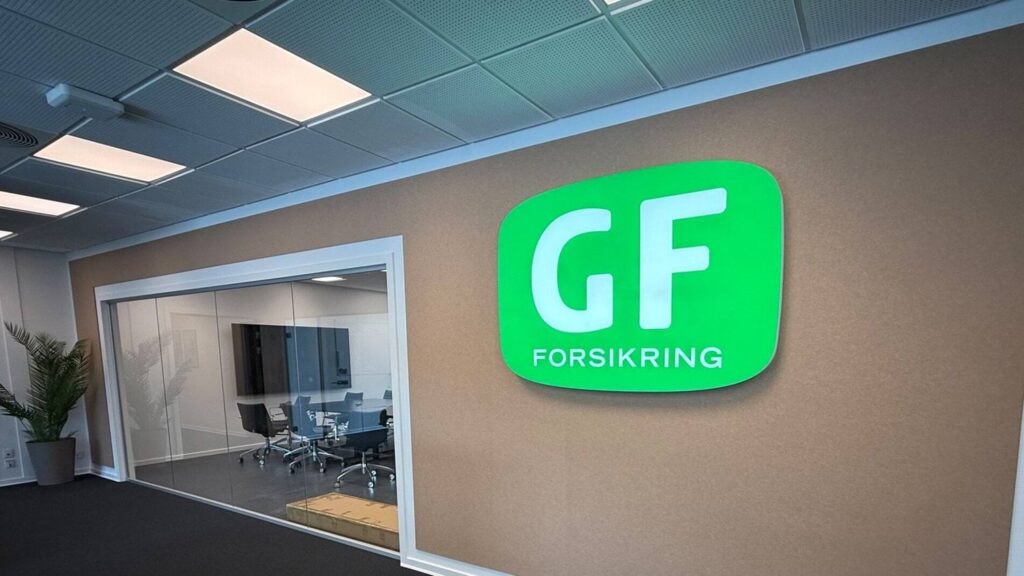 Moderne kontor med GF logo