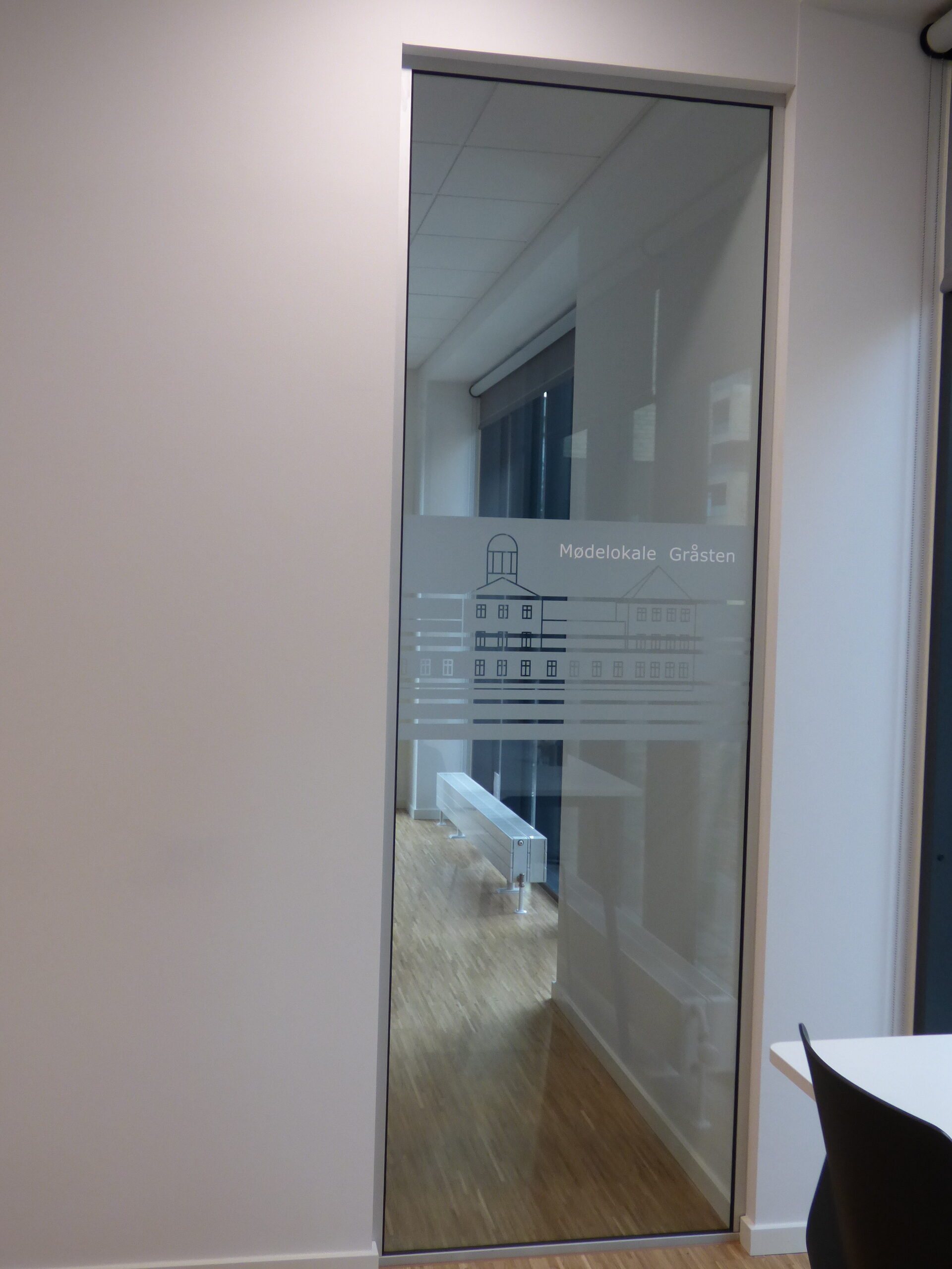 Glastørre med bygningstegning