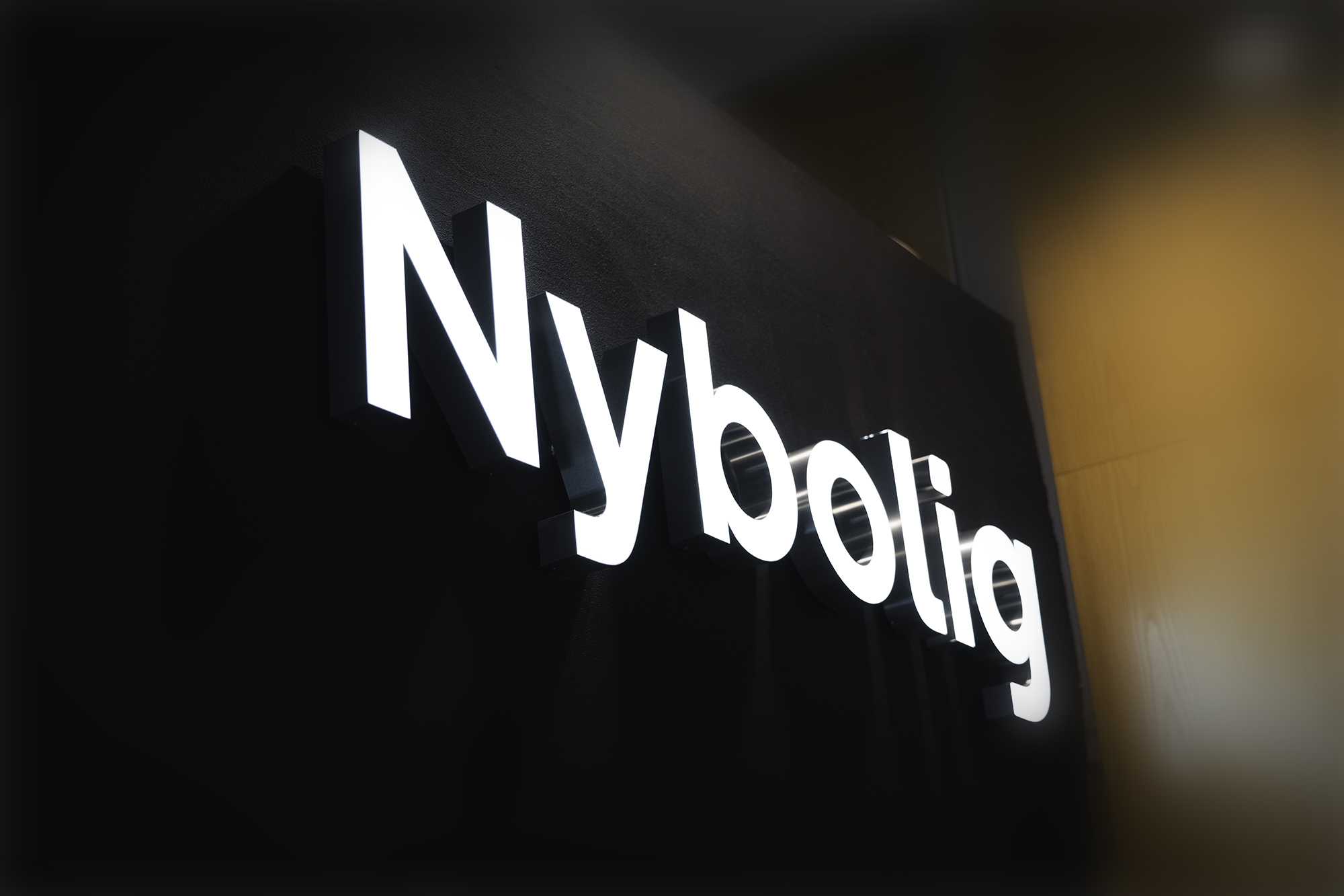 Facadeskiltning Nybolig