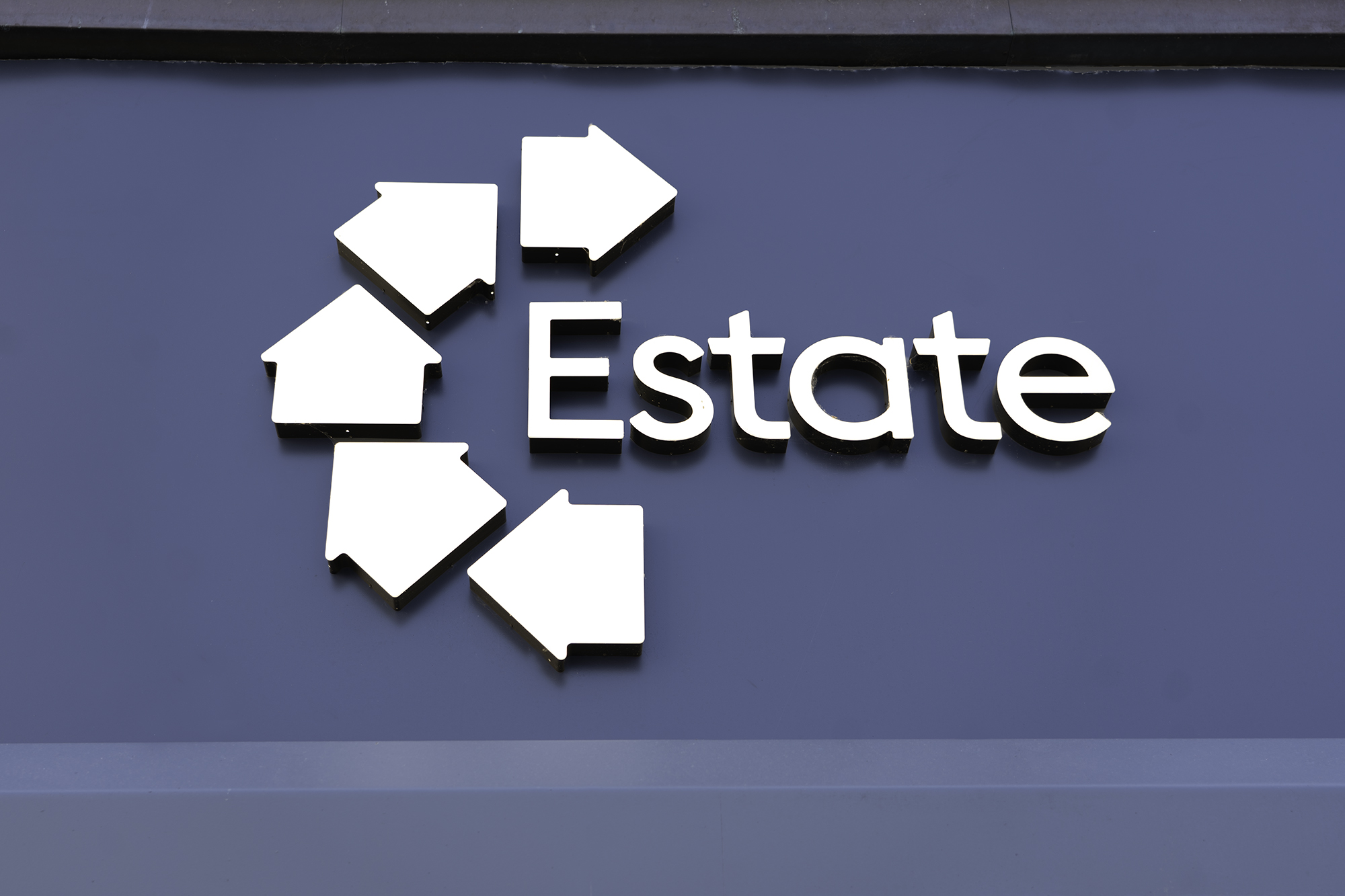 estate logo skilt